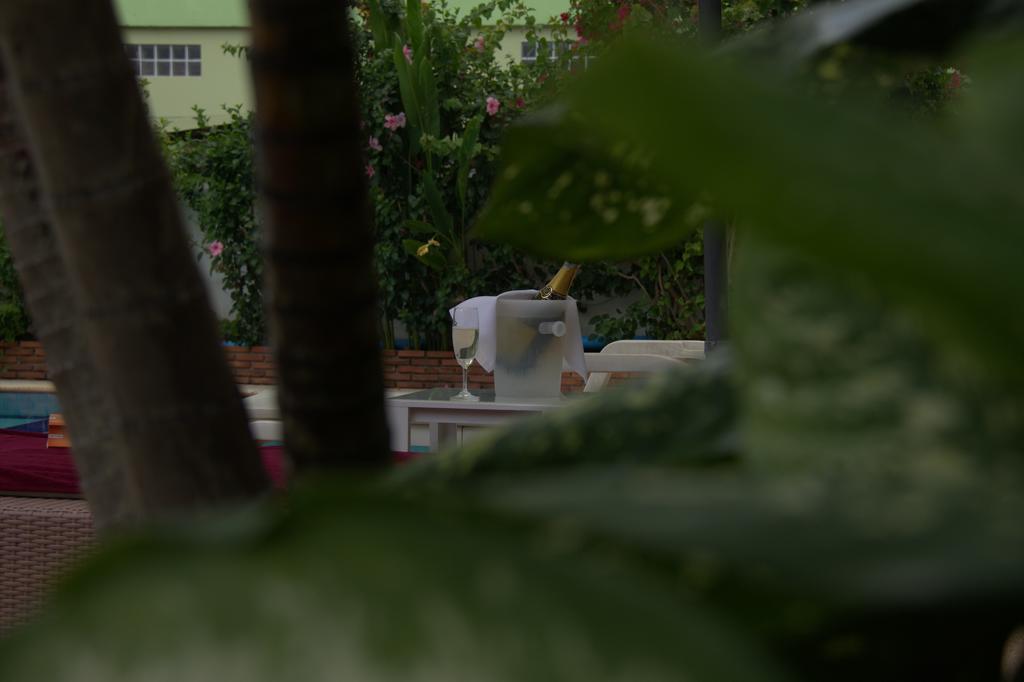 Surin Sweet Hotel Eksteriør billede